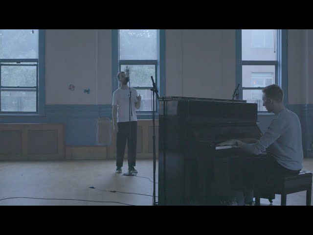 Download Lagu MP3 HONNE &#8211; Location Unknown: Nostalgia Ikonik yang Kembali Viral.